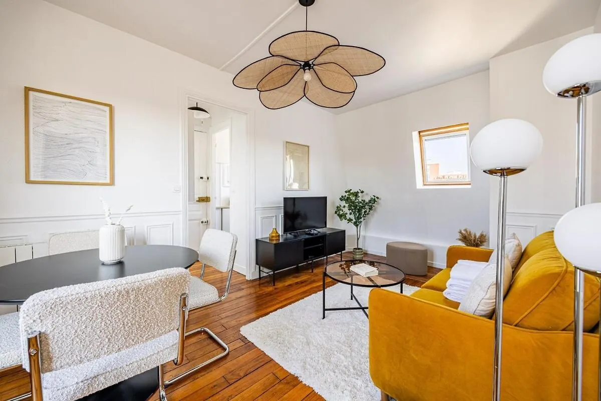 Apartment 1 Bedroom # Paris 14 # Alesia 0*,  Γαλλία