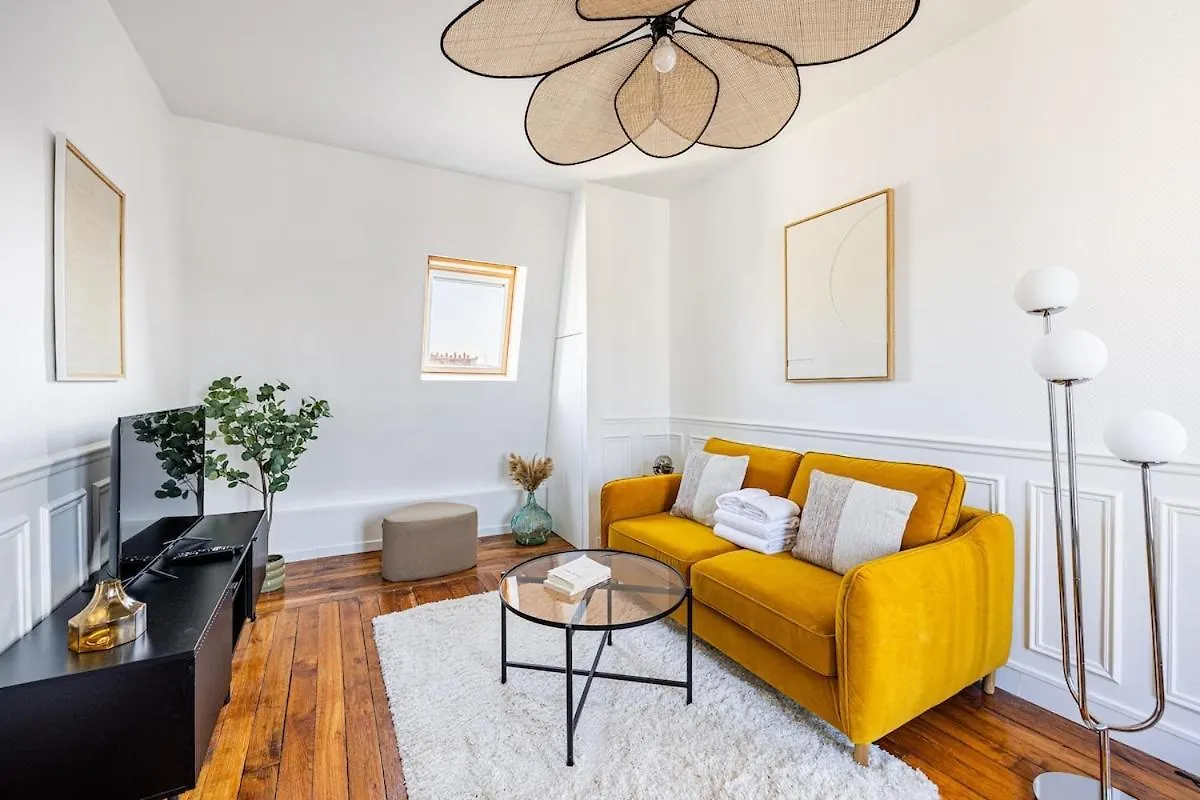 Apartment 1 Bedroom # Paris 14 # Alesia