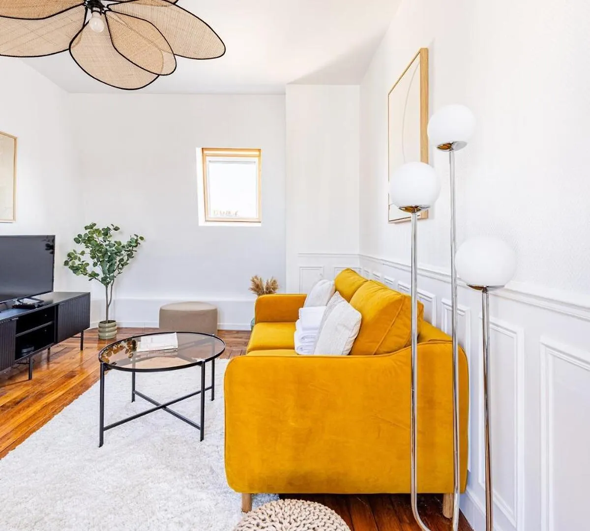 Apartment 1 Bedroom # Paris 14 # Alesia 0*,  Francia