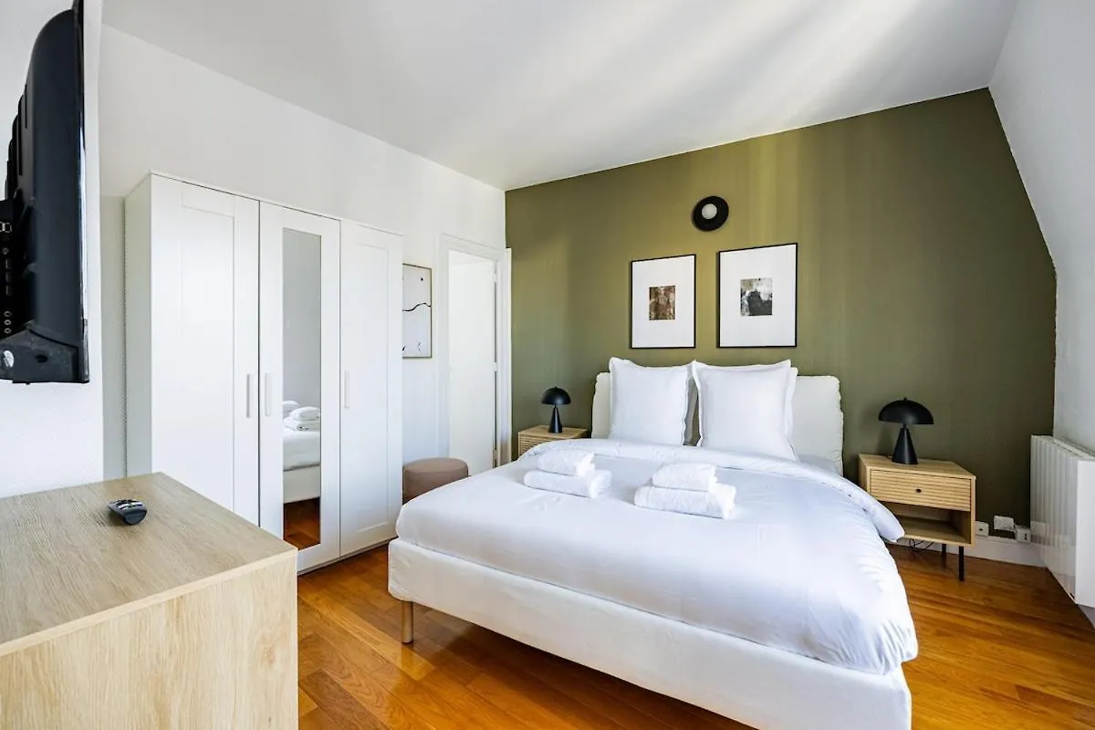 Apartment 1 Bedroom # Paris 14 # Alesia 0*,
